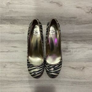 Steve Madden Gold and Black Zebra Sequin Heels